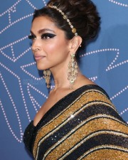 Beautiful Deepika Padukone at Cannes 2022 Photos 25