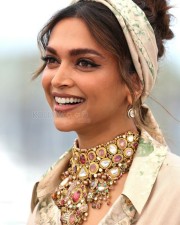 Beautiful Deepika Padukone at Cannes 2022 Photos 27