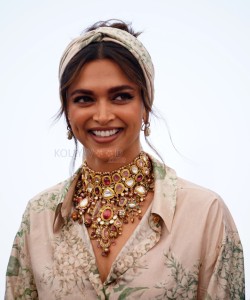Beautiful Deepika Padukone at Cannes 2022 Photos 32