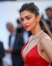 Beautiful Deepika Padukone at Cannes 2022 Photos 44
