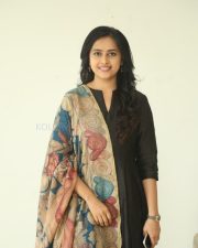 Beautiful Heroine Sri Divya at Sathyam Sundaram Success Meet Pictures 07