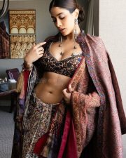 Beautiful Janhvi Kapoor in a Custom Kashmiri Saree with a Backless Blouse Photos 02