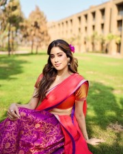 Beautiful Janhvi Kapoor in a Traditional South Indian Saree Photos 02