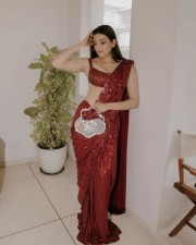 Beautiful Kajal Aggarwal in a Sexy Red Saree Photos 03