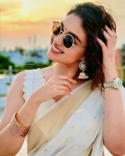 Beautiful Keerthy Suresh Onam Saree Photos 01