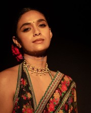 Beautiful Keerthy Suresh in a Multi Coloured Floral Saree with a Heart Shaped Backless Blouse Photos 03 Beautiful Keerthy Suresh in a Multi Coloured Floral Saree with a Heart Shaped Backless Blouse Photos 03