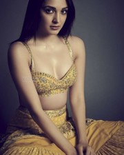 Beautiful Kiara Advani Yellow Dress Photos 02