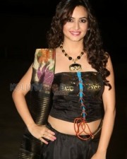 Beautiful Kriti Kharbanda Pictures