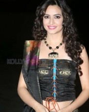 Beautiful Kriti Kharbanda Pictures