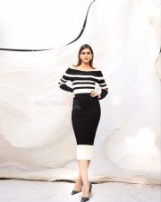 Beautiful Kriti Sanon in a Black and White Ribbed Knit Bodycon Dress Photos 02 Beautiful Kriti Sanon in a Black and White Ribbed Knit Bodycon Dress Photos 02