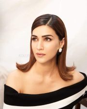 Beautiful Kriti Sanon in a Black and White Ribbed Knit Bodycon Dress Photos 04 Beautiful Kriti Sanon in a Black and White Ribbed Knit Bodycon Dress Photos 04