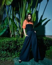 Beautiful Kriti Sanon in an Orange and Black Pullover Top with Black Palazzo pants Photos 01 Beautiful Kriti Sanon in an Orange and Black Pullover Top with Black Palazzo pants Photos 01
