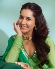 Beautiful Raashi Khanna in Embroidered Green Dress Photos 02