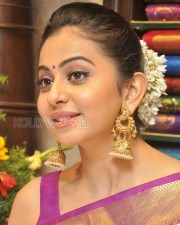 Beautiful Rakul Preet Singh In Saree Photos