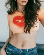 Beautiful Rakul Preet Singh in a Diesel Ribbed TShirt With D Heart with Blue Denim Photos 03