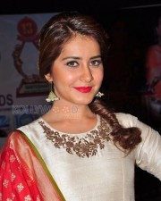 Raashii Khanna 5 Beautiful Rashi Khanna Photos