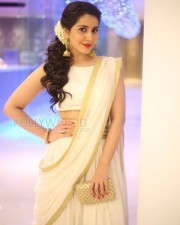 Raashii Khanna 38 Beautiful Rashi Khanna Photoshoot Pictures