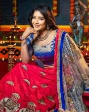 Beautiful Sakshi Agarwal Diwali Celebration Photos 02