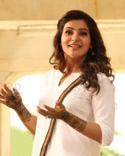 Beautiful Samantha Stills