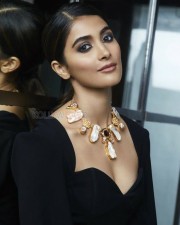 Beautiful Sexy Actress Pooja Hegde Photos