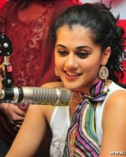 Taapsee Pannu 28 Beautiful Tapsee At Bigfm Photos