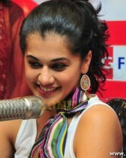Taapsee Pannu 26 Beautiful Tapsee At Bigfm Photos
