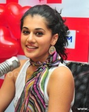 Taapsee Pannu 15 Beautiful Tapsee At Bigfm Photos