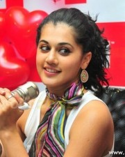 Taapsee Pannu 14 Beautiful Tapsee At Bigfm Photos