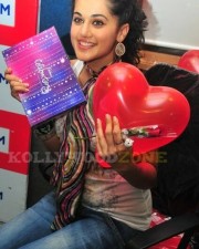 Taapsee Pannu 1 Beautiful Tapsee At Bigfm Photos