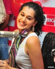 Taapsee Pannu 52 Beautiful Tapsee At Bigfm Photos