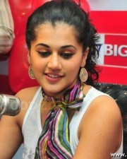 Taapsee Pannu 45 Beautiful Tapsee At Bigfm Photos