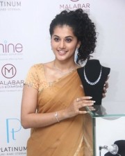 Taapsee Pannu 33 Beautiful Tapsee Pannu Stills