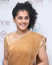Taapsee Pannu 23 Beautiful Tapsee Pannu Stills