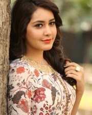 Raashii Khanna 28 Beautiful Telugu Actress Rashi Khanna Photos