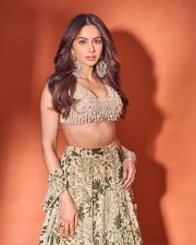 Beautifully Sexy Rakul Preet Singh in a Traditional Two Piece Lehenga Dress Photoshoot Pictures 01 Beautifully Sexy Rakul Preet Singh in a Traditional Two Piece Lehenga Dress Photoshoot Pictures 01
