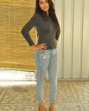 Bhanu At Iddari Madhya Movie Press Meet Photos