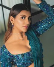 Bold Yashika Aannand in a Green Saree with a Deep Cleavage Neckline Photos 04
