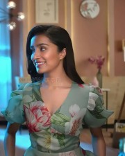 Bollywood Actress Shraddha Kapoor Beautiful Pictures