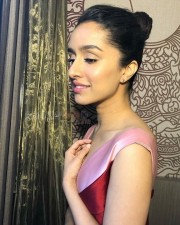 Bollywood Actress Shraddha Kapoor Beautiful Pictures