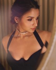 Bollywood Actress in a Black Vintage Herv L ger Halter Neck Gown Photos 02