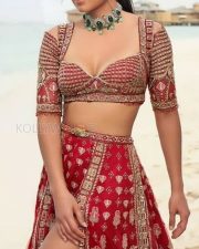 Bollywood Babe Katrina Kaif Sexy Cleavage Photos