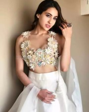 Bollywood Diva Sara Ali Khan Sexy Glam Pictures 21