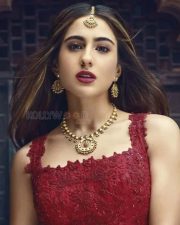 Bollywood Diva Sara Ali Khan Sexy Glam Pictures 37