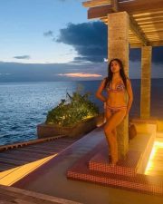 Bollywood Diva Sara Ali Khan Sexy Glam Pictures 44