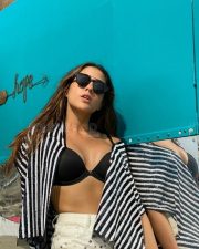Bollywood Diva Sara Ali Khan Sexy Glam Pictures 49