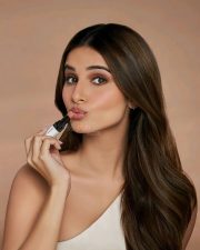 Bollywood Fashion Diva Tara Sutaria Sexy Pictures 31