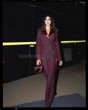 Boss Beauty Janhvi Kapoor in a Burgundy Pant Suit Photos 04