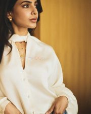 Boss Lady Samantha Ruth Prabhu in a Luxurious White Silk Blouse with a Pussy Bow Tie and High Waisted Flared Jeans Photos 04 Boss Lady Samantha Ruth Prabhu in a Luxurious White Silk Blouse with a Pussy Bow Tie and High Waisted Flared Jeans Photos 04