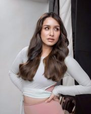 Breathtaking Beauty Shraddha Kapoor Pictures 01