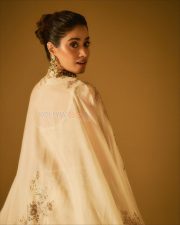 Breathtaking Janhvi Kapoor in an Ivory Anamika Khanna Lehenga with Emerald Jewelry Pictures 05